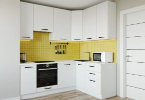Кухонный гарнитур Белый Глянец 2200*1600 h950 (Стол. 26мм) в Набережных Челнах - naberezhnye-chelny.ok-mebel.com | фото
