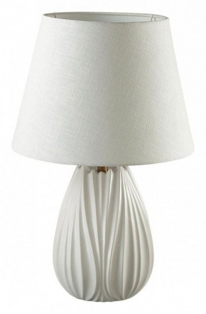 Настольная лампа декоративная Lumion Sona 8121/1T в Набережных Челнах - naberezhnye-chelny.ok-mebel.com | фото