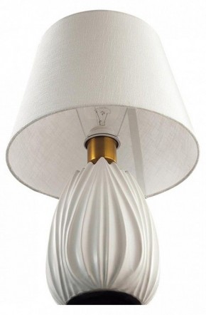 Настольная лампа декоративная Lumion Sona 8121/1T в Набережных Челнах - naberezhnye-chelny.ok-mebel.com | фото 3